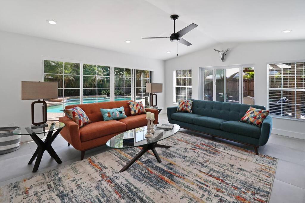 Palm Tree Paradise Tampa Pool Home Exterior foto